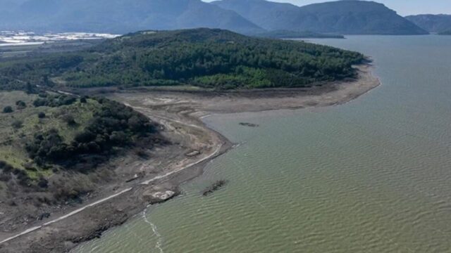 İzmir Barajlarında Son Durum! İZSU Nisan Verilerini Açıkladı: Bazı Barajlar Taşmak Üzere! İzmir Barajlarında Son Durum! İZSU 15 Nisan 2026 Verilerini Açıkladı: Bazı Barajlar Taşmak Üzere! 2026