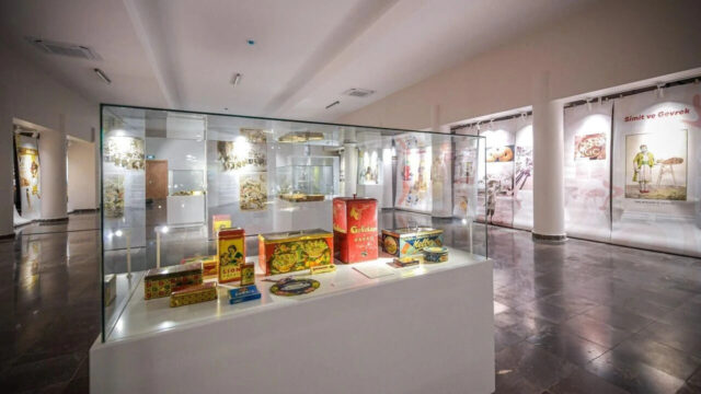 İzmir Mutfak Müzesi İçin Geri Sayım Başladı: "Açılışa Doğru" Sergisi Kapılarını Açtı! İzmir Mutfak Müzesi İçin Geri Sayım Başladı: "Açılışa Doğru" Sergisi Kapılarını Açtı! 2026