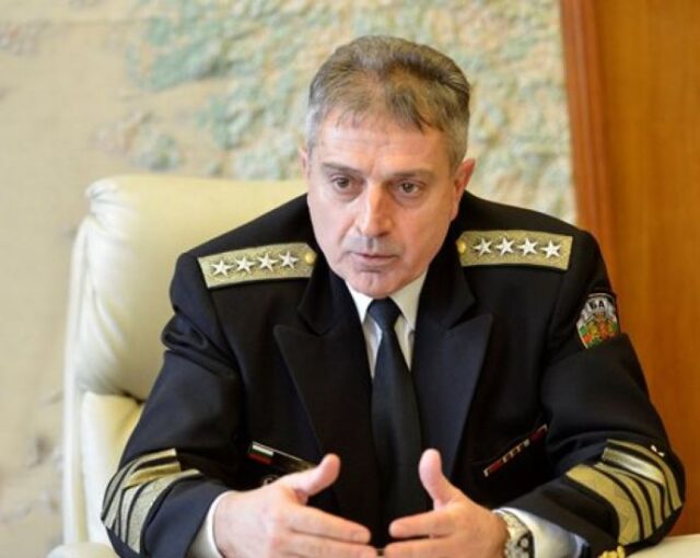 Адм. Ефтимов: Мислим за сателитно наблюдение, развиваме разузнавателните способности на дроновете 2026