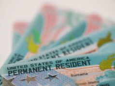 Administraţia Trump îşi anulează noua regulă privind cererile de rezidenţă permanentă 2026 Administraţia Trump îşi anulează noua regulă privind cererile de rezidenţă permanentă 2026