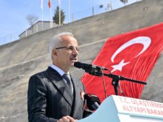 Bakan Uraloğlu: “Hattımız, Mersin Limanlarını Orta Koridor ve Kalkınma Yolu’na yüksek hızda bağlayacak” 2026 Bakan Uraloğlu: "Hattımız, Mersin Limanlarını Orta Koridor ve Kalkınma Yolu’na yüksek hızda bağlayacak" 2026