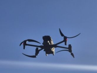 Без дронове над бургас в следващите два дни 2026 - юстиция Общество без дронове над бургас в следващите два дни 2026 bez dronove nad burgas sledvashtite dva dni 2026 1 общество в следващите два дни се въвежда забрана за използване на дронове на територията на община бургас. Забраната влиза в сила от 6 часа на 8 май и ще важи до полунощ на 9... Iustitia. Bg без дронове над бургас в следващите два дни 2026 2026-05-07 14:02:06 юстиция общество