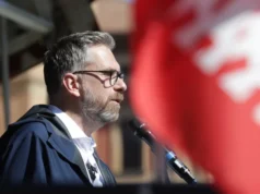 Bologna, lo sportello anti-islamofobia: l’ultima trovata di Matteo Lepore 2026 Bologna, lo sportello anti-islamofobia: l'ultima trovata di Matteo Lepore 2026