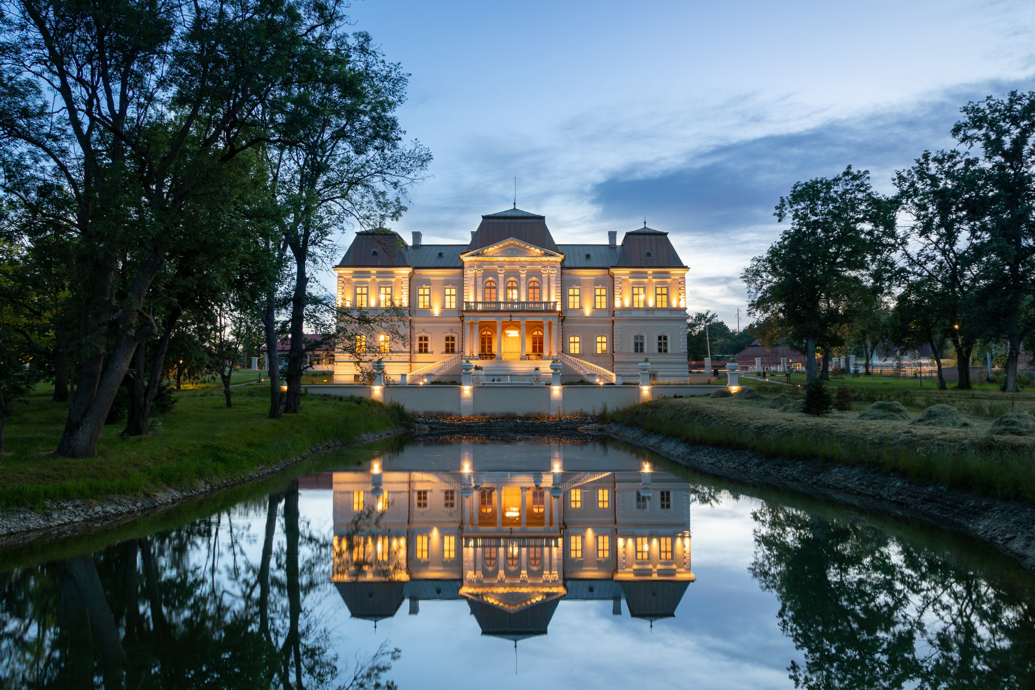 Un castel din românia, printre câștigătorii premiilor europene pentru patrimoniu 2026 - justiţie - iustitia. Bg Un castel din românia, printre câștigătorii premiilor europene pentru patrimoniu 2026 castel din rom nia printre tig torii premiilor europene iustitia. Bg castelul banffy din răscruci a fost distins cu premiul europa nostra pentru modul în care au fost... Iustitia. Bg un castel din românia, printre câștigătorii premiilor europene pentru patrimoniu 2026 2026-05-28 10:55:42 justiţie - iustitia. Bg