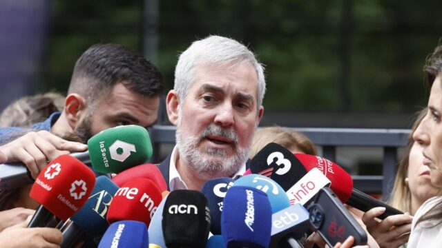 Clavijo aclara que el barco del hantavirus solo fondeará en Granadilla y que la evacuación se hará “con todas las garantías” 2026