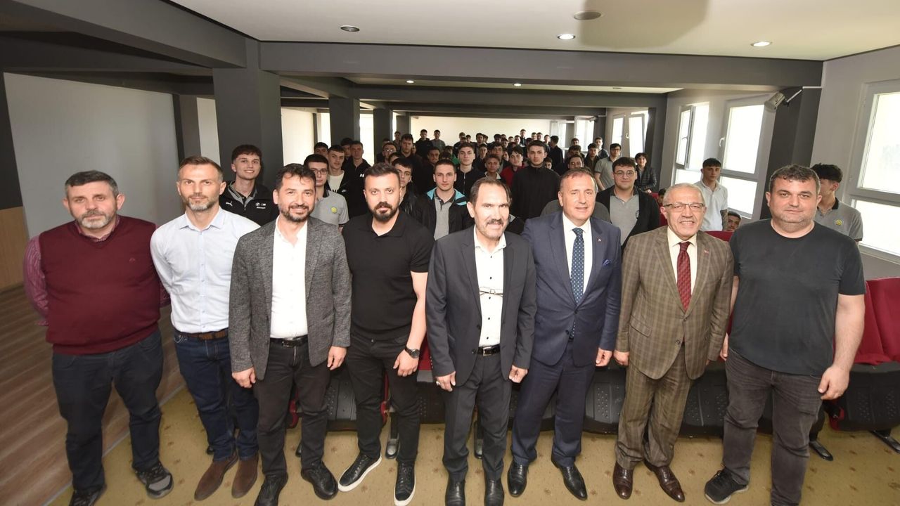 Trabzon çelebi: ara elemanlar artık aranan eleman oldu 2026 elebi ara elemanlar art aranan eleman oldu 2026 4 trabzon iustitia. Bg mesleki eğitimin önemine vurgu yapan ttso başkanı erkut çelebi, "tobb başkanımız rifat... Iustitia. Bg çelebi: ara elemanlar artık aranan eleman oldu 2026 2026-05-12 15:56:00 adalet - iustitia. Bg trabzon