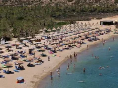 Estate 2026, mare da sogno e lettini a 7 euro: ecco la meta perfetta 2026 Estate 2026, mare da sogno e lettini a 7 euro: ecco la meta perfetta 2026