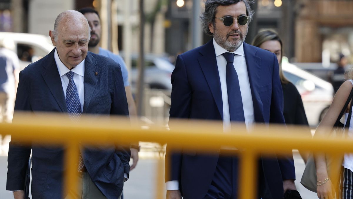 Fernández díaz y su 'número dos' escenifican en kitchen un pacto de no agresión que solo beneficia al exministro 2026 - justicia - iustitia. Bg Fernández díaz y su 'número dos' escenifican en kitchen un pacto de no agresión que solo beneficia al exministro