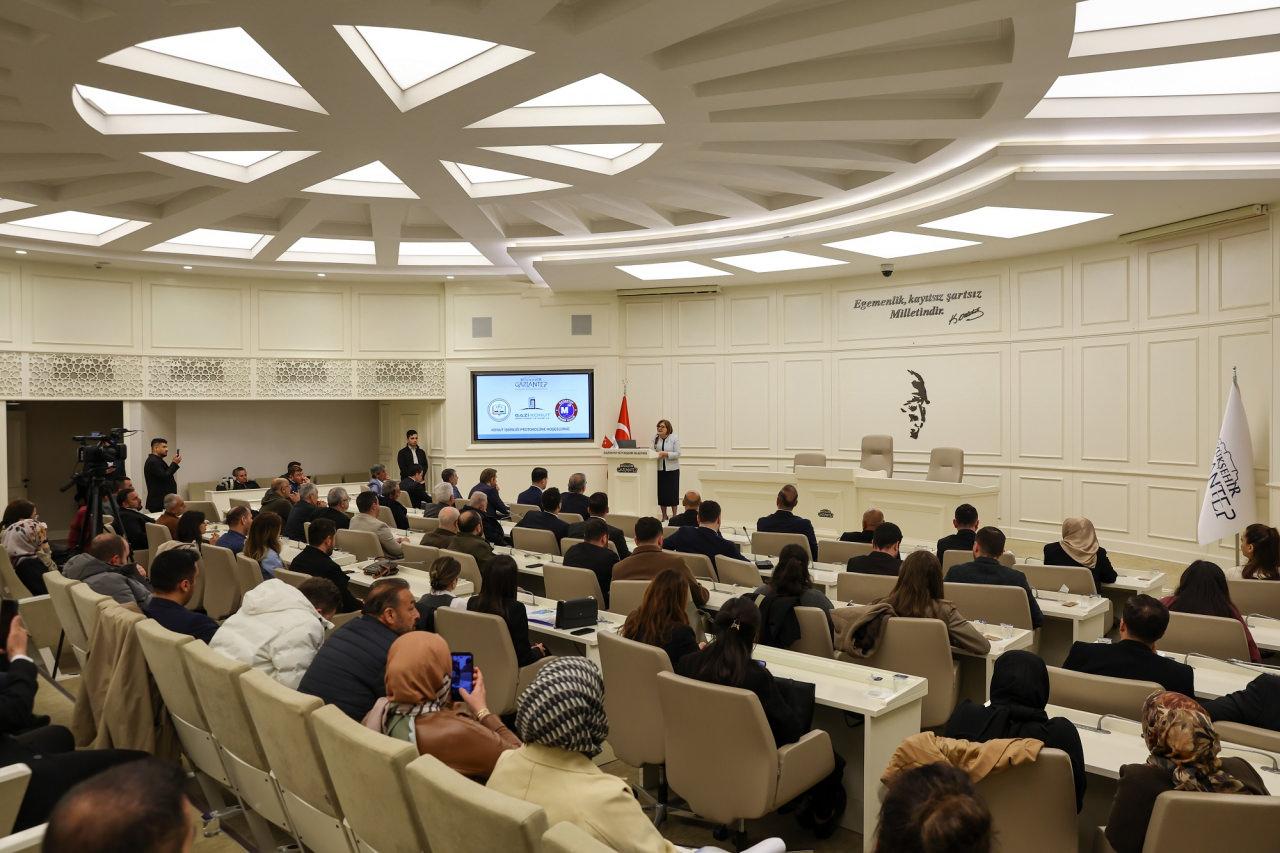 Güncel gazi konut'tan smm odası ve baro üyelerine konut imkanı 2026 gazi konut tan smm odas baro yelerine konut imkan 2026 4 güncel iustitia. Bg kentteki konut ihtiyacına yönelik başlatılan 14 bin konut projesi kapsamında hazırlanan protokoller ile... Iustitia. Bg gazi konut'tan smm odası ve baro üyelerine konut imkanı 2026 2026-05-06 14:28:00 adalet - iustitia. Bg güncel