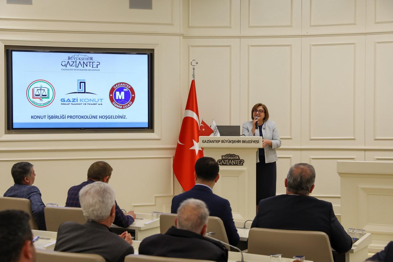 Güncel gazi konut'tan smm odası ve baro üyelerine konut imkanı 2026 gazi konut tan smm odas baro yelerine konut imkan 2026 5 güncel iustitia. Bg kentteki konut ihtiyacına yönelik başlatılan 14 bin konut projesi kapsamında hazırlanan protokoller ile... Iustitia. Bg gazi konut'tan smm odası ve baro üyelerine konut imkanı 2026 2026-05-06 14:28:00 adalet - iustitia. Bg güncel