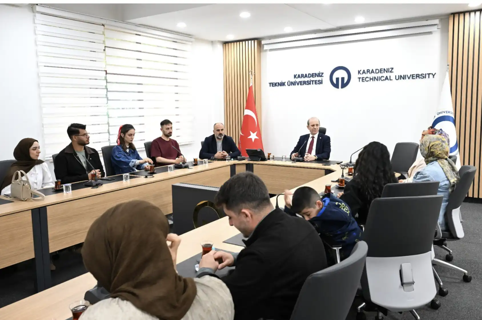 Ekran resmi 2026 05 13 10. 49. 24