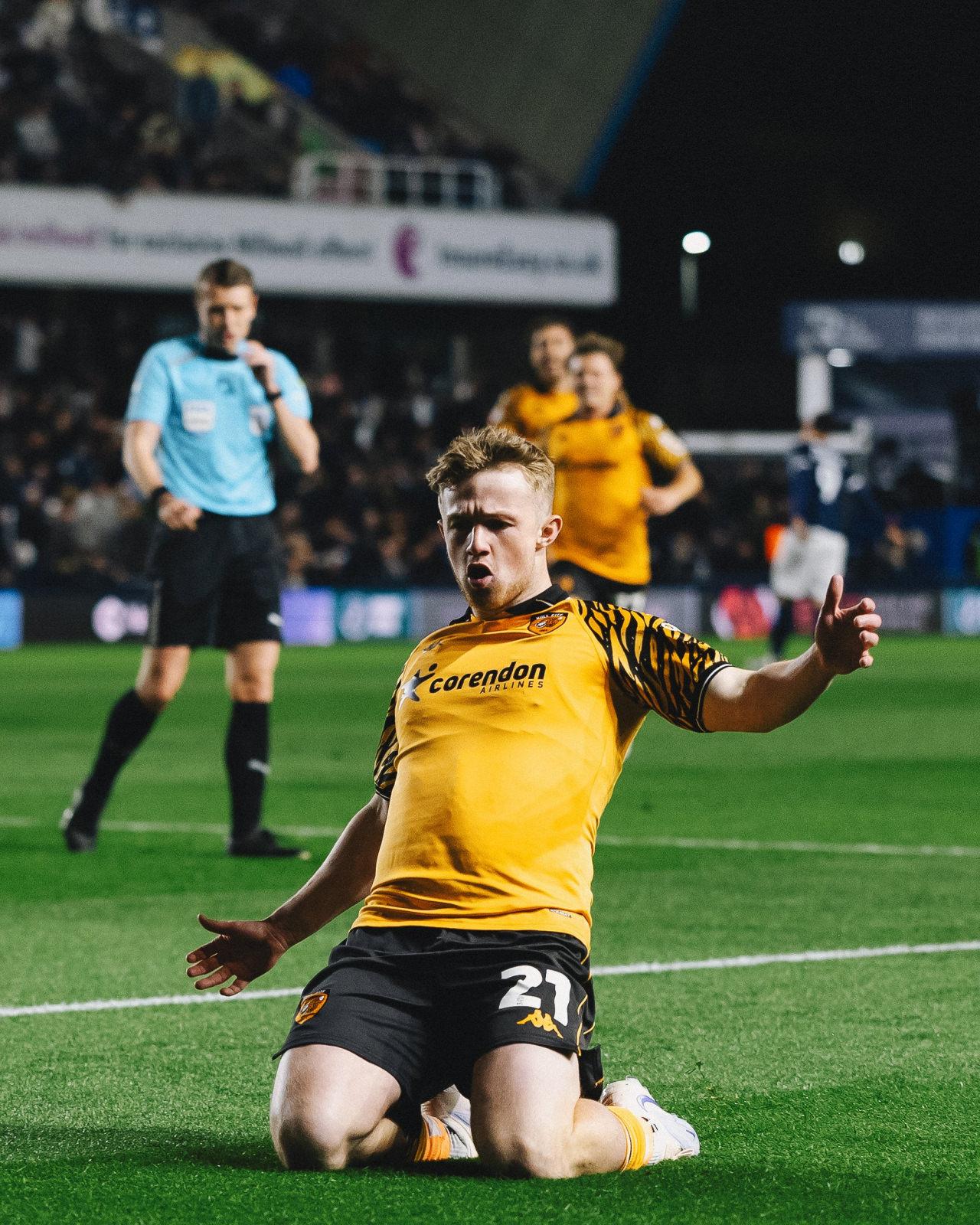 Avrupa li̇gleri̇ hull city, premier lig'in kapısında! Son bir maç kaldı 2026 hull city premier lig kap nda son bir kald 2026 1 avrupa li̇gleri̇ iustitia. Bg i̇ngiltere championship play-off yarı final rövanş maçında millwall'u 2-0 yenen hull city, finale... Iustitia. Bg hull city, premier lig'in kapısında! Son bir maç kaldı 2026 2026-05-11 22:37:00 adalet - iustitia. Bg avrupa li̇gleri̇