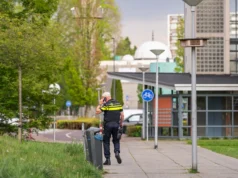 Imam lichtgewond na steekpartij bij moskee Maassluis 2026 Imam lichtgewond na steekpartij bij moskee Maassluis 2026