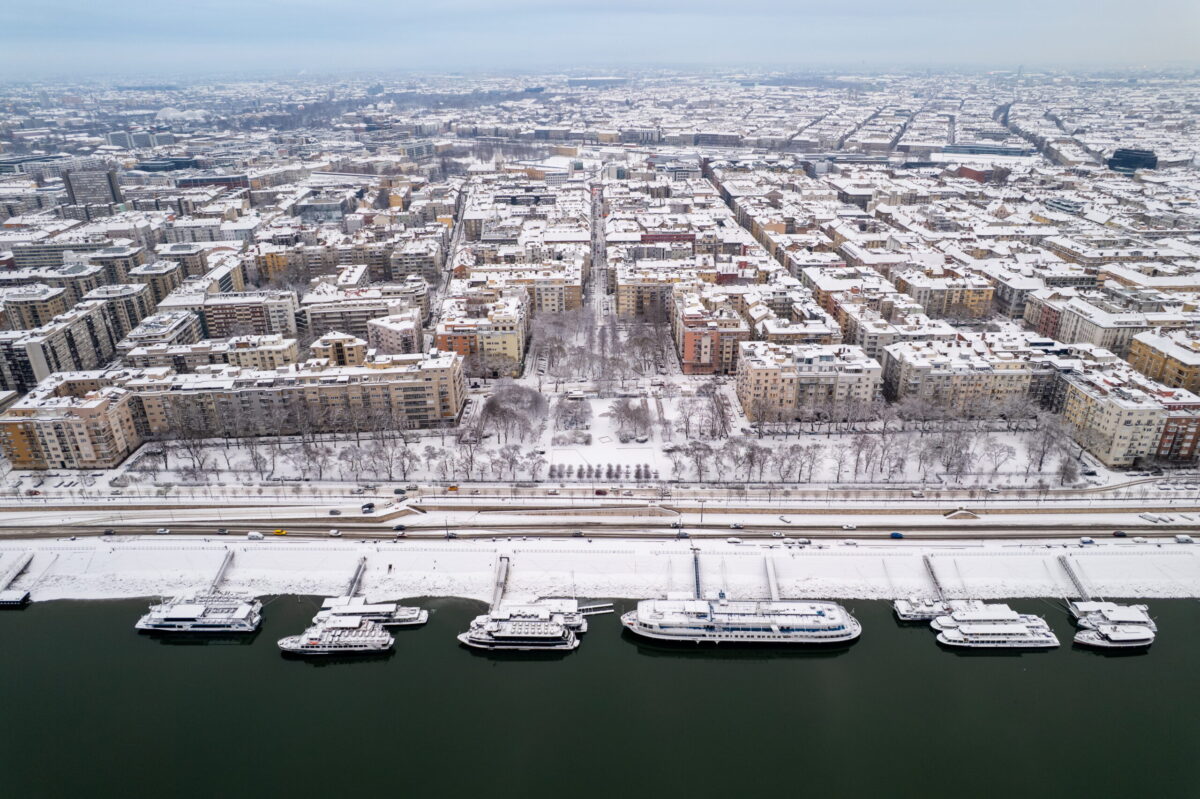 Industry rebounds sharply in march, boosting hopes for economic recovery 2026 - justice - iustitia. Bg Significant decline in the proportion of people living in cold homes