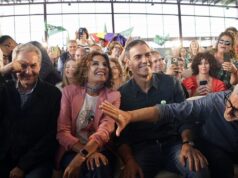 Sánchez y Zapatero arropan a Montero para exhibir “orgullo” socialista y dar la vuelta a las encuestas: “Hay partido” 2026 Sánchez y Zapatero arropan a Montero para exhibir “orgullo” socialista y dar la vuelta a las encuestas: “Hay partido” 2026