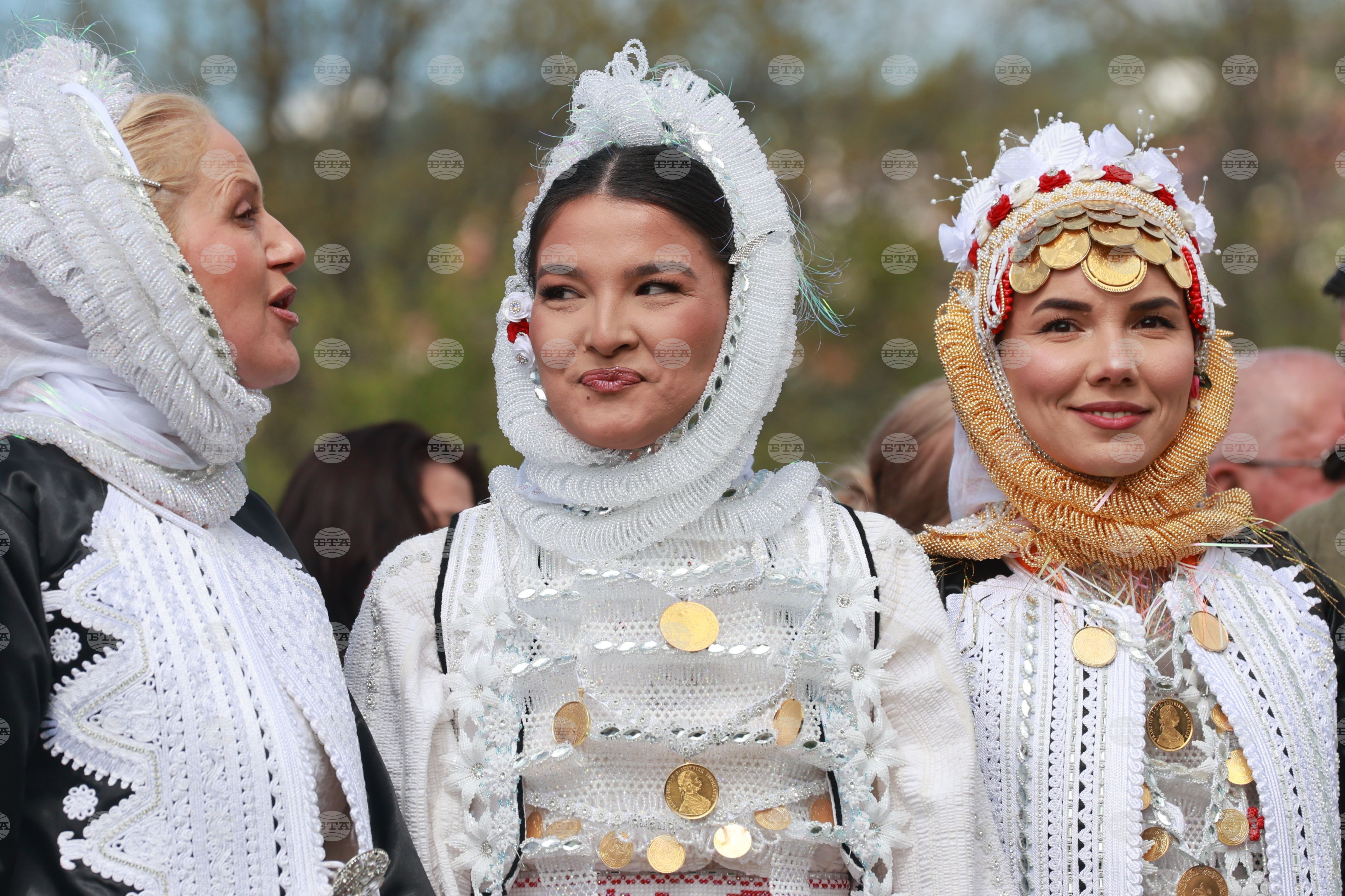 Балкани общността на гораните в албания и косово празнува днес своя най-голям празник – джурджевден, който отбелязва идването на пролетта 2026 obshtnostta goranite albaniya kosovo praznuva dnes svoy балкани общността на гораните празнува днес своя най-голям и най-почитан празник – джурджевден. Празникът, честван всяка... Iustitia. Bg общността на гораните в албания и косово празнува днес своя най-голям празник – джурджевден, който отбелязва идването на пролетта 2026 2026-05-06 17:45:47 юстиция балкани