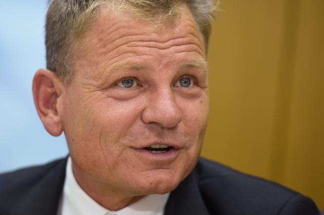 Pričakovati je hitre menjave v državnih inštitucijah, ki jih je Robert Golob najbolj zlorabljal, da bi ohranil oblast Pričakovati je hitre menjave v državnih inštitucijah, ki jih je Robert Golob najbolj zlorabljal, da bi ohranil oblast. 2026
