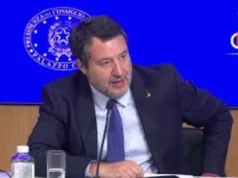 Salvini a domanda su Biennale: ‘Io sono sempre d’accordo col Presidente del Consiglio’, Meloni ride 2026 Salvini a domanda su Biennale: 'Io sono sempre d'accordo col Presidente del Consiglio', Meloni ride 2026