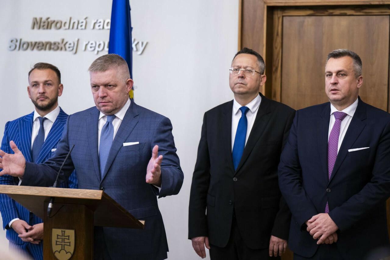 Domáca ekonomika smer súhlasí so zrušením transakčnej dane. Koaličným partnerom však stanovil jasné podmienky 2026 smer hlas zru transak nej dane koali partnerom stanovil domáca ekonomika iustitia. Bg iustitia. Bg transakčná daň sa má na slovensku stať definitívne minulosťou. Podľa ministra školstva za hlas tomáša druckera sa ju vláda chystá zrušiť. Potvrdiť by to mala štvrtková koaličná rada, na ktorej sa bude... Smer súhlasí so zrušením transakčnej dane. Koaličným partnerom však stanovil jasné podmienky 2026 2026-05-12 15:53:07 iustitia. Bg spravodlivosť - iustitia. Bg domáca ekonomika