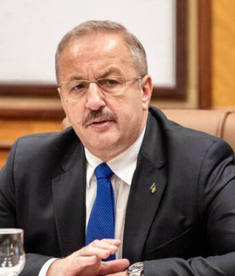 „societatea se aștepta să fie jucător”. Ce crede vasile dîncu (psd) despre primul an de mandat al lui nicușor dan și riscul suspendării 2026 „societatea se aștepta să fie jucător”. Ce crede vasile dîncu (psd) despre primul an de mandat al lui nicușor dan și riscul suspendării 2026