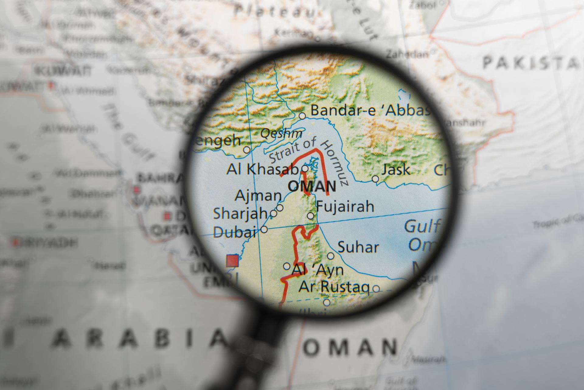 Svet iránu sa kráti čas: staré tankery sa plnia a amerika zvyšuje tlak na hormuz 2026 star tankery plnia amerika zvy uje tlak hormuz 2026 svet iustitia. Bg iustitia. Bg amerika v podstate vyzýva v hormuze irán k úderu. Pokojne tomu hovorte provokácia, ak považujete za provokáciu, že niekto vyhadzuje partiu, ktorá si privlastnila celú ulicu, kde v jednom dome býva. Donald... Iránu sa kráti čas: staré tankery sa plnia a amerika zvyšuje tlak na hormuz 2026 2026-05-06 17:19:00 iustitia. Bg юстиция svet