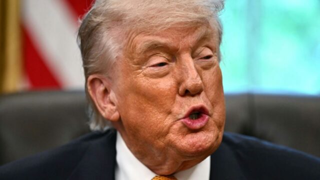 Trump nennt Gespräche mit Iran "sehr gut" und droht bei Scheitern mit Bomben 2026