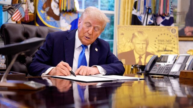 Trump signs stopgap FISA extension after Senate blocks long-term renewal 2026