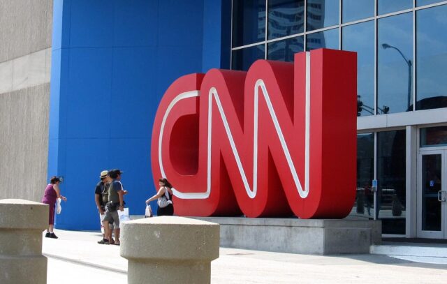 Umrl ustanovitelj CNN, tole je o njem zapisal predsednik Trump 2026