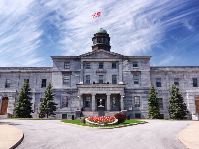 Université McGill au Québec : les raisons du succès de la "Harvard du nord" 2026