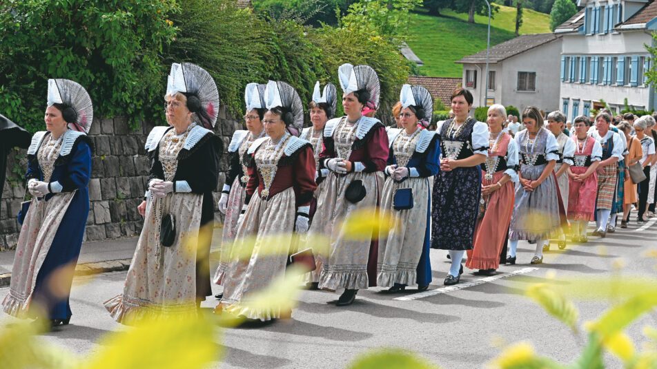 Innerrhoden 125 jahre kirche maria hilf – eine stille zeitzeugin 2026 125 jahre kirche maria hilf eine stille zeitzeugin 2026 12 innerrhoden. ) in haslen ist am vergangenen sonntag, 31. Mai, das kirchenfest maria hilf gefeiert worden. Dieses jahr stand das... Iustitia. Bg 125 jahre kirche maria hilf – eine stille zeitzeugin 2026 2026-06-04 08:04:20 justiz innerrhoden