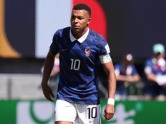 Antirekordas vis tiek leido Prancūzijai čempionate iškovoti pirmąją pergalę – K. Mbappe tapo rezultatyviausiu rinktinės žaidėju 2026 Antirekordas vis tiek leido Prancūzijai čempionate iškovoti pirmąją pergalę – K. Mbappe tapo rezultatyviausiu rinktinės žaidėju 2026