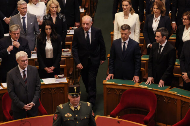 Egyetlen enyhén bővített mondattal reagált Sulyok Tamás a beadványával kapcsolatos alkotmánybírósági döntésre 2026