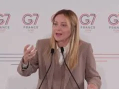 Meloni: Vannacci funzionale alla sinistra. Vota contro primo Governo di destra della storia 2026 Meloni: Vannacci funzionale alla sinistra. Vota contro primo Governo di destra della storia 2026