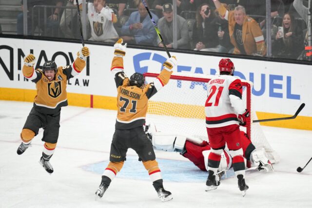 NHL: Hráči Vegas zdolali Carolinu a v sérii vedú 2:1 2026