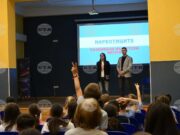 Служители на СДВР изнесоха лекция срещу употребата на наркотични вещества в столично училище 2026 Служители на СДВР изнесоха лекция срещу употребата на наркотични вещества в столично училище 2026