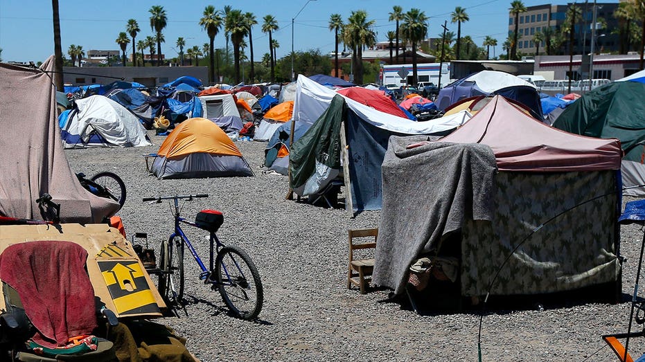Trump admin yanks funding from la homeless agency amid explosive fraud probe: 'necessary step' 2026 - justice - iustitia. Bg Article trump admin yanks funding from la homeless agency amid explosive fraud probe: 'necessary step' 2026 trump admin yanks funding from homeless agency amid article iustitia. Bg exclusive: a top trump agency is cutting off funding to the los angeles agency responsible for coordinating billions in homelessness spending after accusing it of "obvious... Trump admin yanks funding from la homeless agency amid explosive fraud probe: 'necessary step' 2026 2026-06-11 13:59:54 justice - iustitia. Bg article