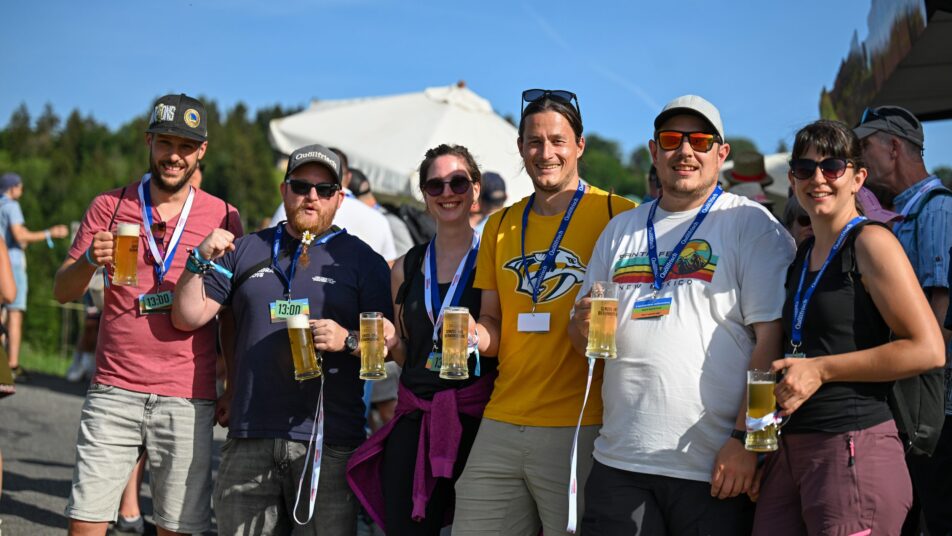 Schlatt-haslen volksfeststimmung: wandern, geniessen, feiern 2026 volksfeststimmung wandern geniessen feiern 2026 1 schlatt-haslen auch die achte austragung der genuss- und bierwanderung war wiederum in kürze ausverkauft. Denn dem erfolgsrezept... Iustitia. Bg volksfeststimmung: wandern, geniessen, feiern 2026 2026-06-02 10:20:44 justiz schlatt-haslen