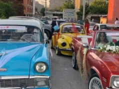 İzmir’de düğün konvoyuna ceza yağdı: 422 bin lirayı aştı! 2026 İzmir'de düğün konvoyuna ceza yağdı: 422 bin lirayı aştı! 2026