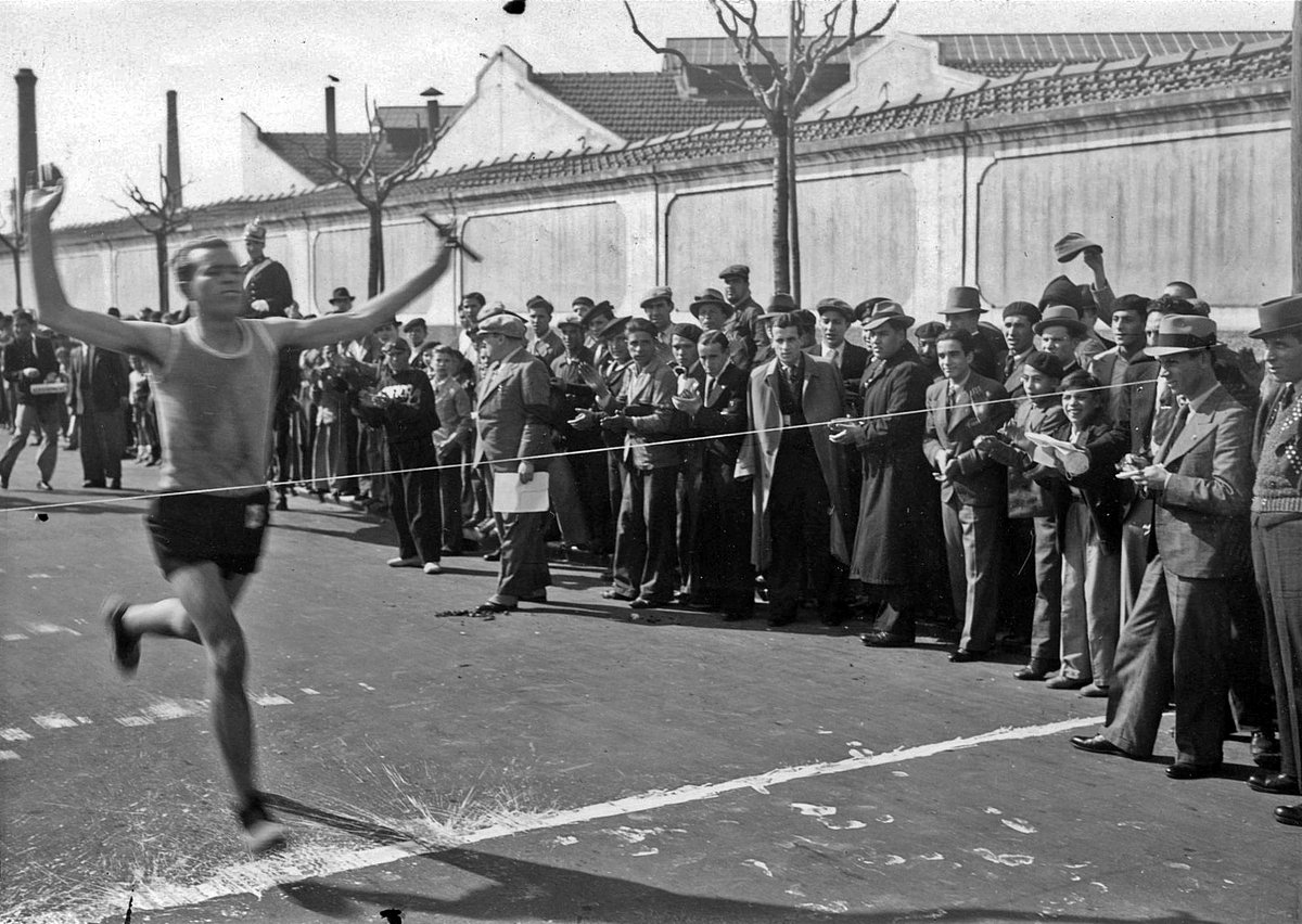 1984. Esticão de lopes vale triunfo leonino na 50. ª cascais-lisboa 2026 - justiça - iustitia. Bg 1984. Esticão de lopes vale triunfo leonino na 50. ª cascais-lisboa 2026 1984 estic lopes vale triunfo leonino cascais lisboa 20 3 a estafeta cascais-lisboa é uma das mais antigas provas de atletismo em portugal, tendo começado a disputar-se em... Iustitia. Bg 1984. Esticão de lopes vale triunfo leonino na 50. ª cascais-lisboa 2026 2026-08-30 10:27:13 justiça - iustitia. Bg