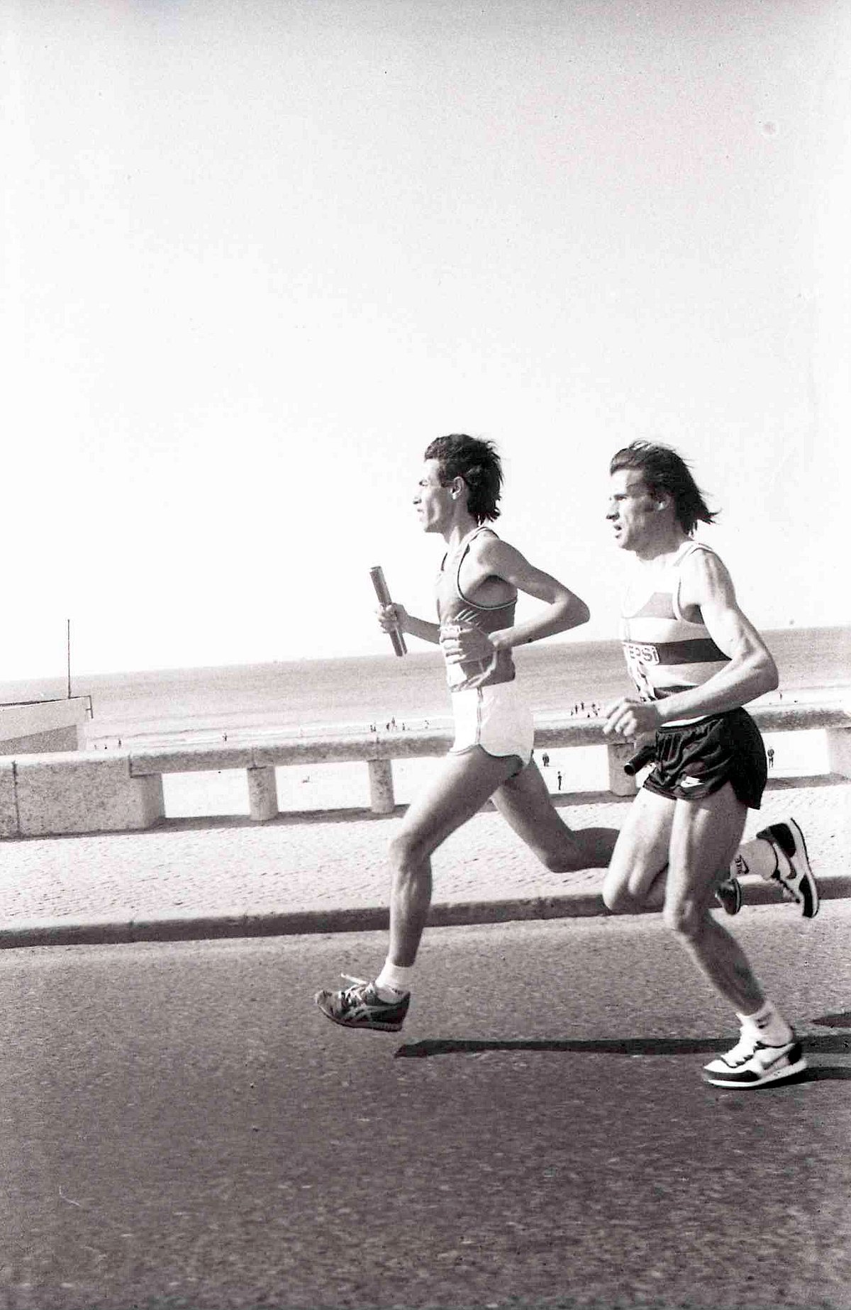 1984. Esticão de lopes vale triunfo leonino na 50. ª cascais-lisboa 2026 - justiça - iustitia. Bg 1984. Esticão de lopes vale triunfo leonino na 50. ª cascais-lisboa 2026 1984 estic lopes vale triunfo leonino cascais lisboa 20 4 a estafeta cascais-lisboa é uma das mais antigas provas de atletismo em portugal, tendo começado a disputar-se em... Iustitia. Bg 1984. Esticão de lopes vale triunfo leonino na 50. ª cascais-lisboa 2026 2026-08-30 10:27:13 justiça - iustitia. Bg
