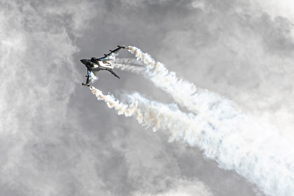 Air Force Pilot to Undergo Surgery After Injury During Ejection with Catapult 2026
