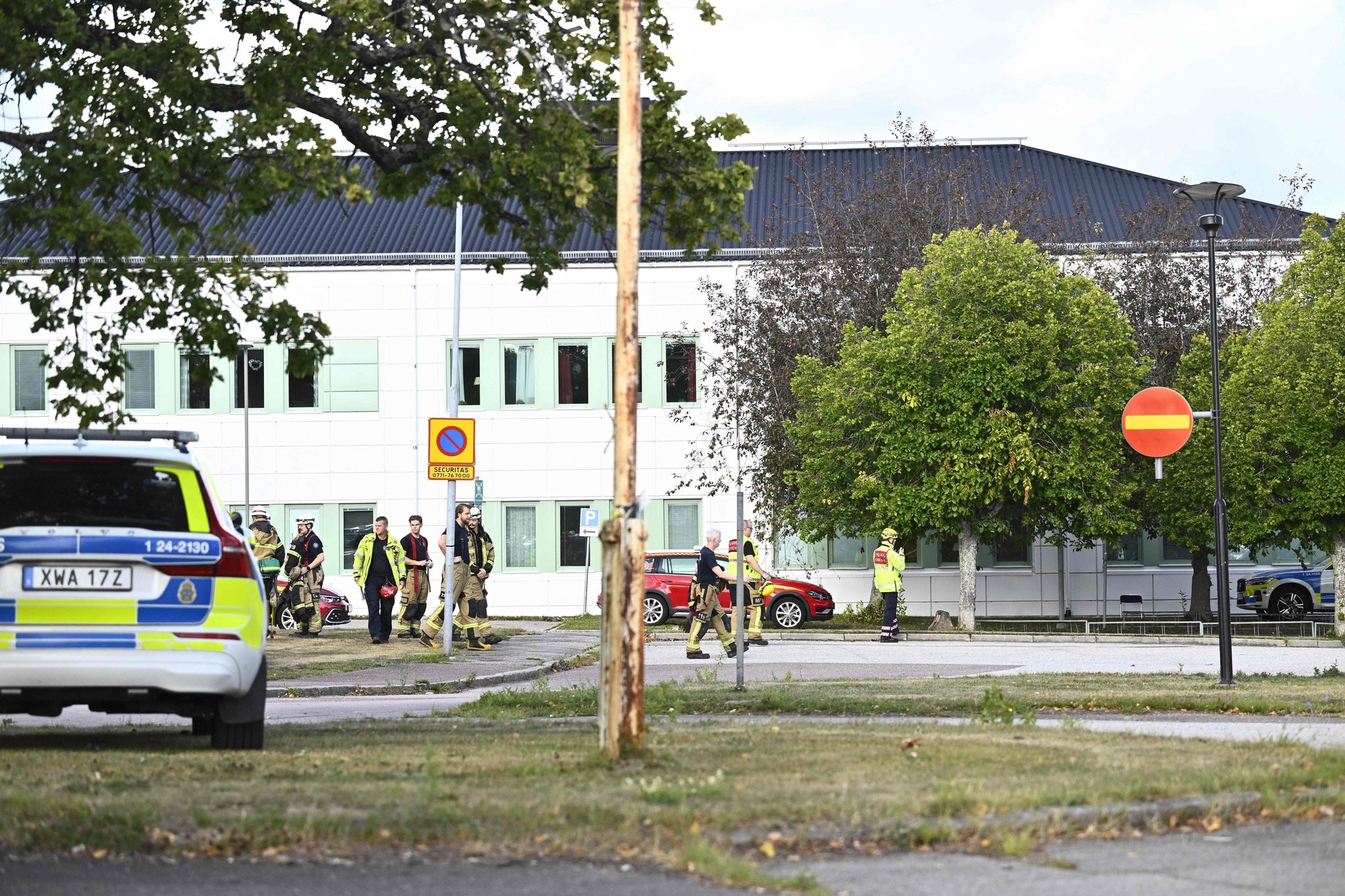 Angreifer erst 18 - schwertangriff in schweden: ein toter in schule! 2026