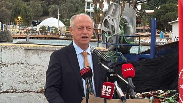 Bodrum’da balıkçılar “Vira Bismillah” diyerek denize açıldı Bodrum’da balıkçılar “Vira Bismillah” diyerek denize açıldı 2026
