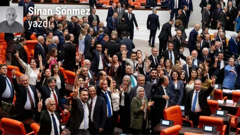 Demokrasi akışkan sıvı mıdır?  2026