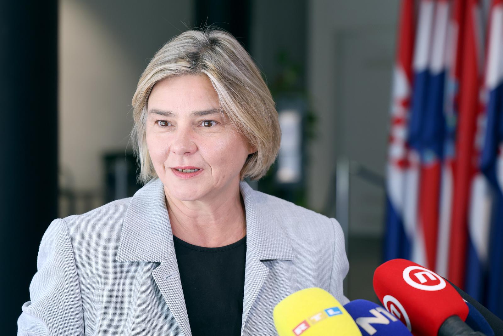 MOŽEMO TRAŽI IZBORE Benčić: Suočavamo se s najvećim ekocidom posljednjih desetljeća, Plenković mora otići 2026