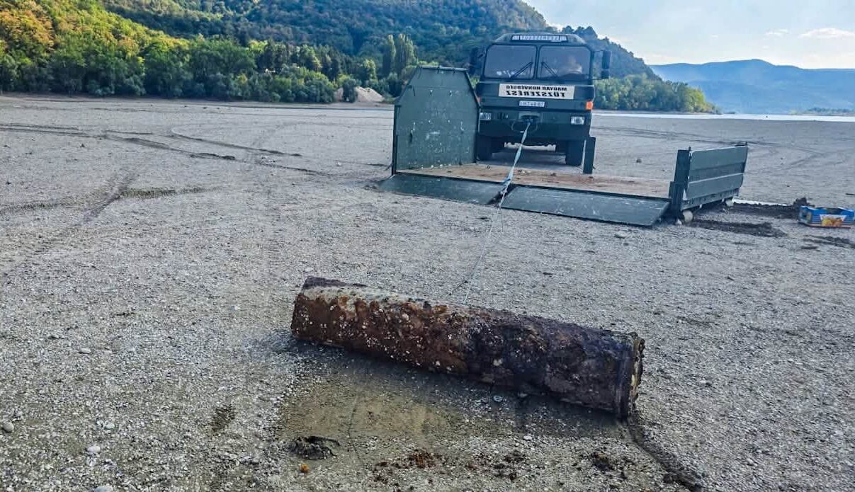 Receding Danube Reveals 460-Kilogram WWII Naval Mine