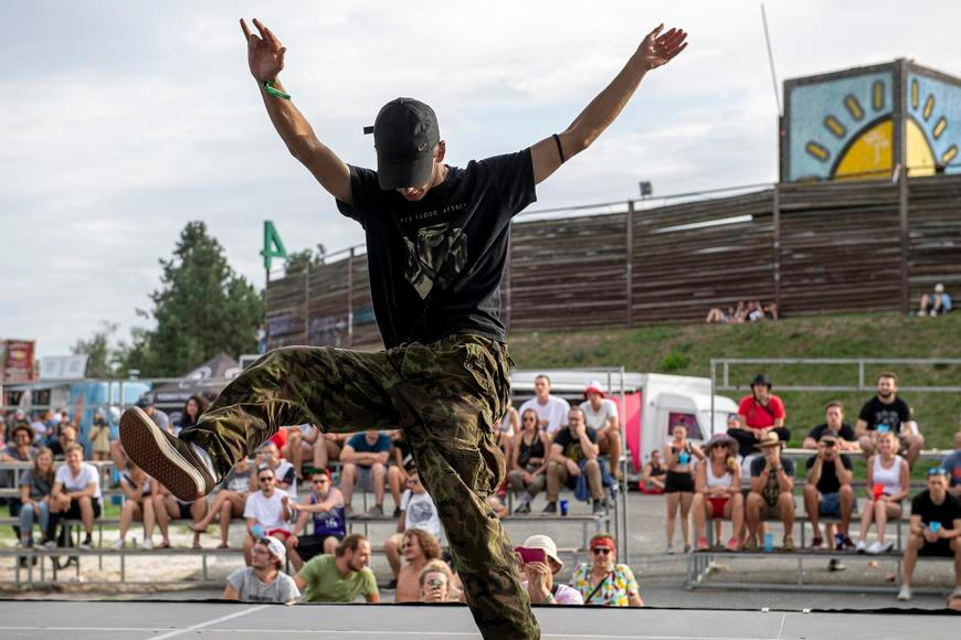 Festival hip hop kemp byl zrušen. Lidé jsou rozhořčení, nemají žádné informace 2026 - юстиция Festival hip hop kemp byl zrušen. Lidé jsou rozhořčení, nemají žádné informace 2026