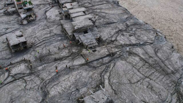 Flut im Himalaya: Drei Deutsche unter vermissten Ausländern in China 2026