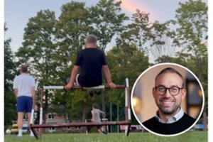Gimtajame miestelyje apsilankęs ir su vietos vaikais pabendravęs žurnalistas turi prašymą tėvams 2026