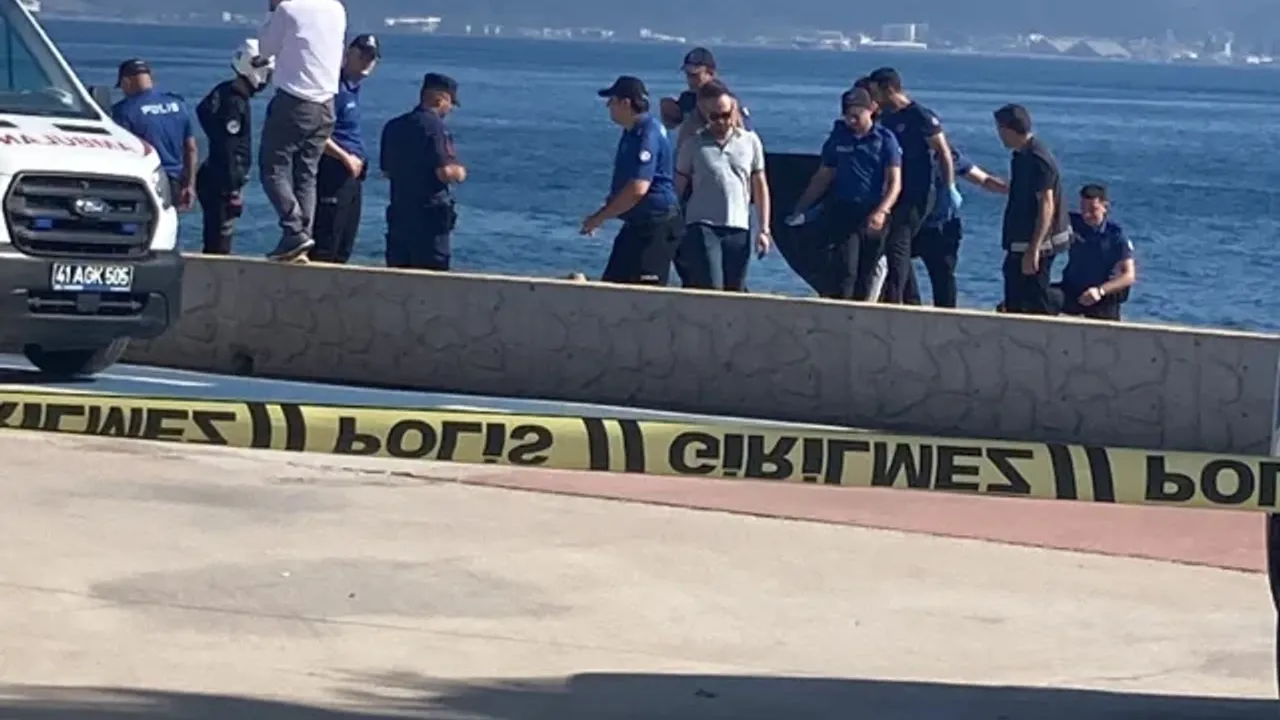 Kan donduran olay: Sahilde 2'si kadın 3 kişinin cansız bedeni bulundu! 2026